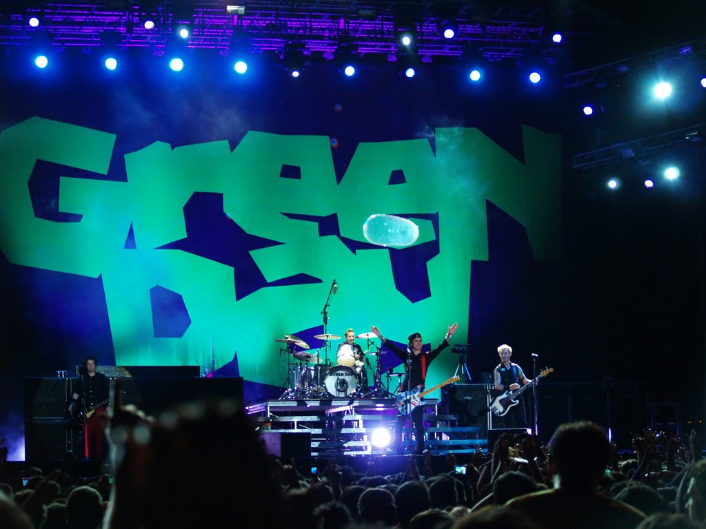 Green Day – “American Idiot” (2004) (image credits: wikimedia)