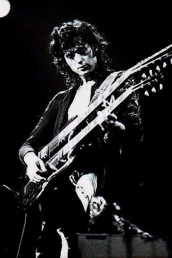 Stairway to Heaven - Led Zeppelin (image credits: wikimedia)