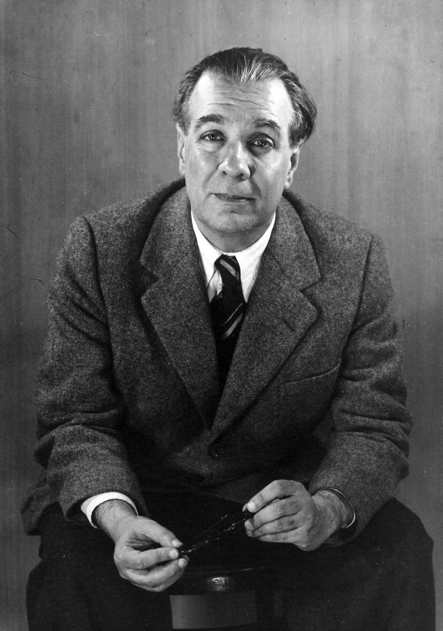 Jorge Luis Borges: The Architect of Infinite Stories (image credits: wikimedia)