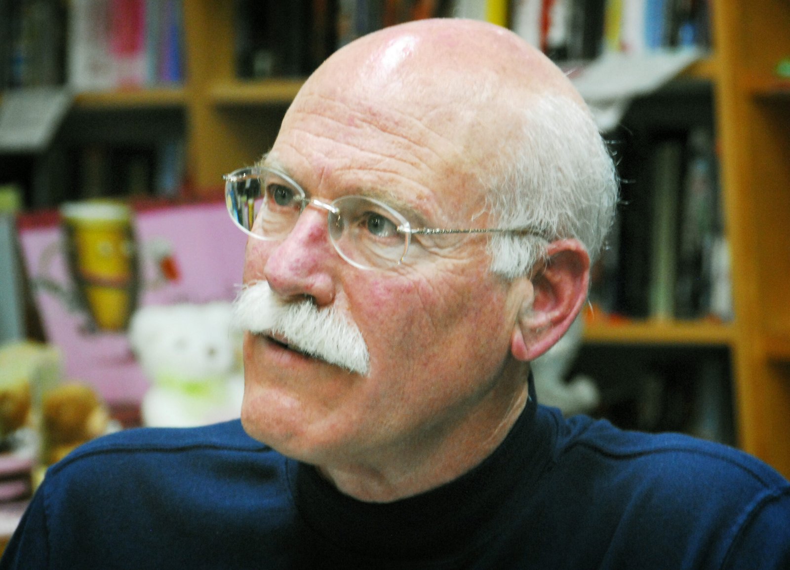 Tobias Wolff: Master of the American Experience (image credits: wikimedia)