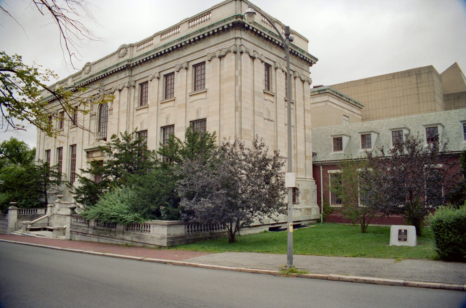 Providence's Gothic Literary Vault (image credits: wikimedia)