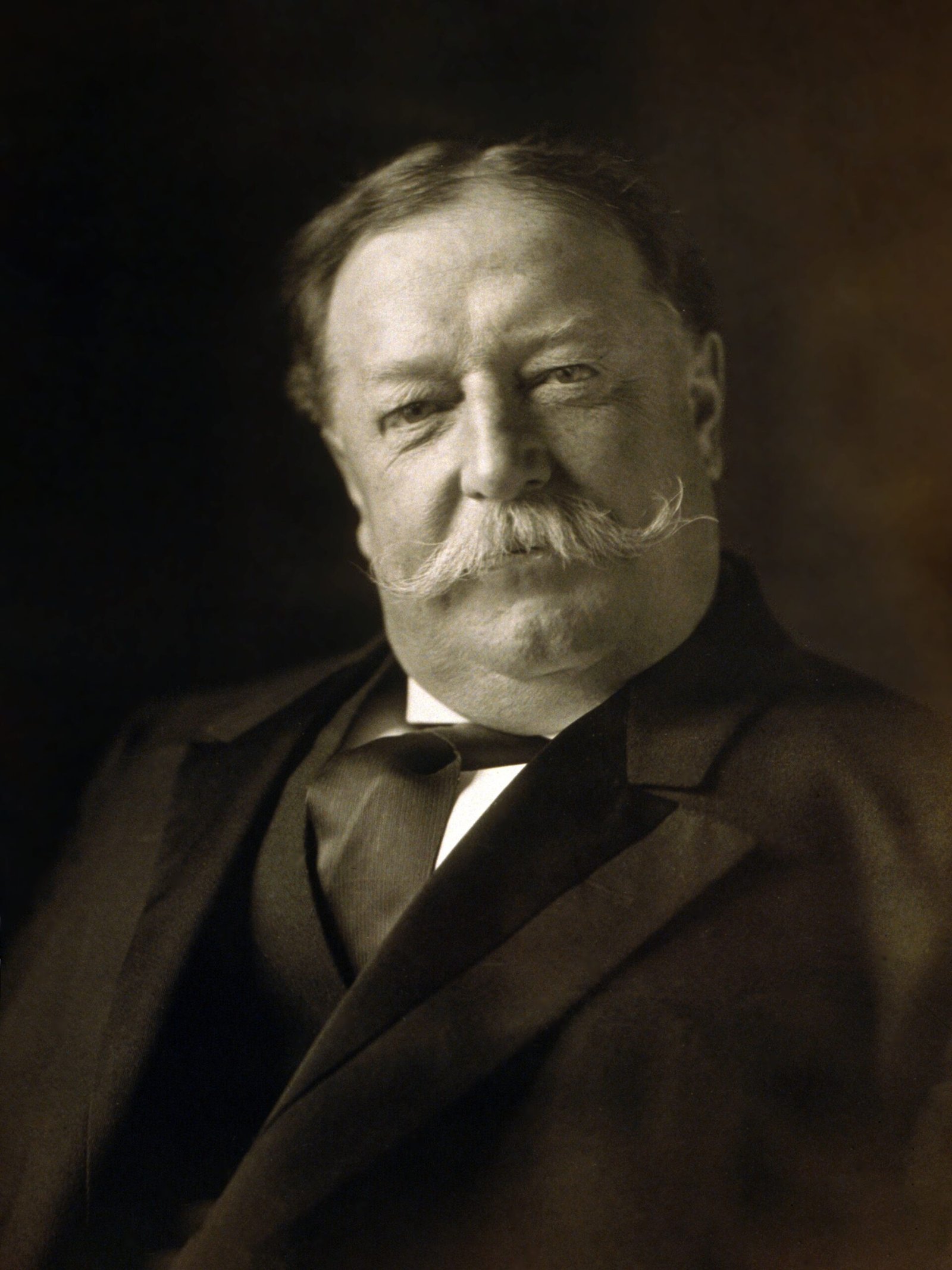 William Howard Taft Never Got Stuck in the White House Bathtub (image credits: wikimedia)