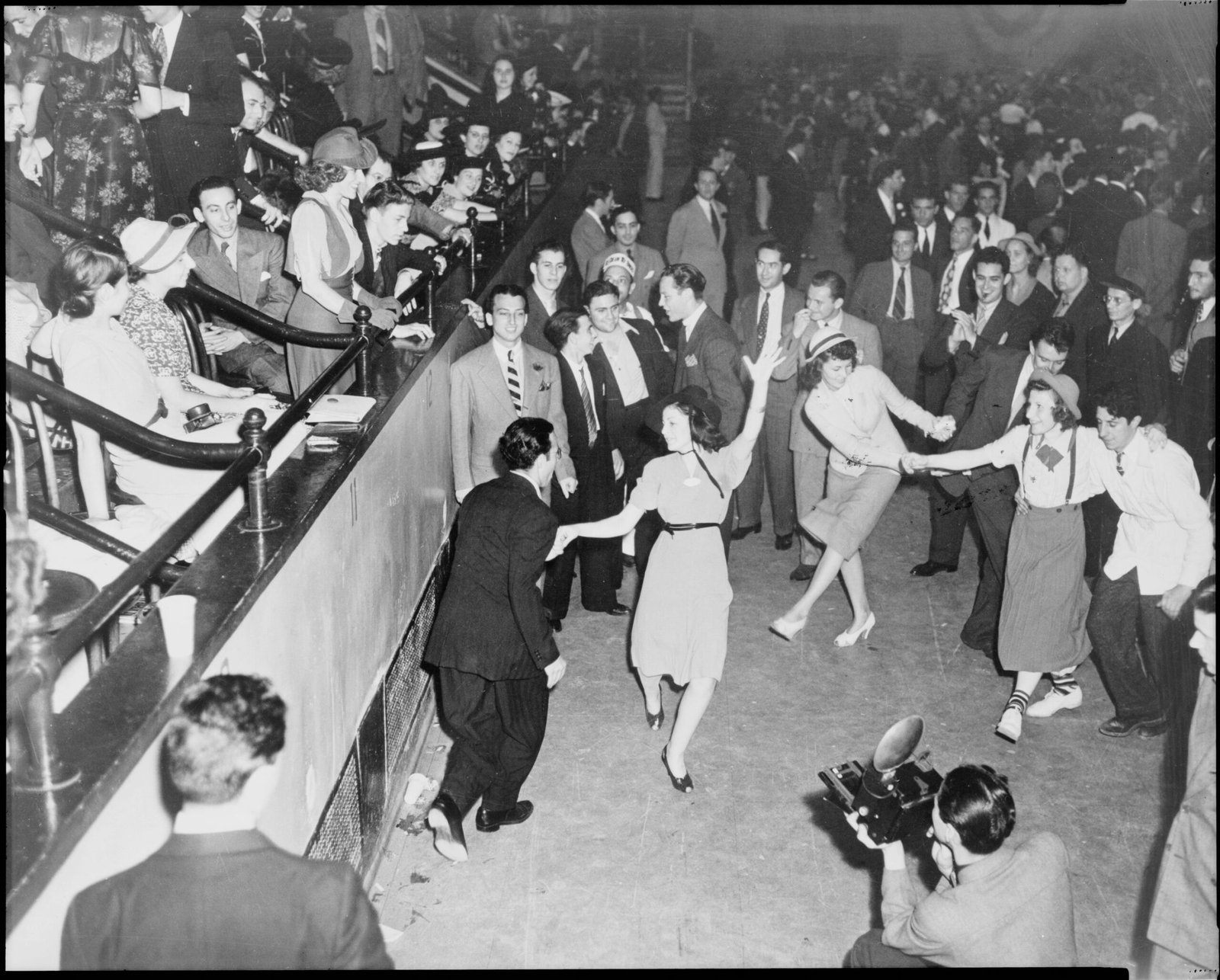 “Boogie Woogie Bugle Boy” – World War II (image credits: wikimedia)