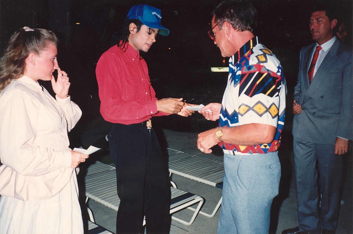 Michael Jackson - The Child Prodigy Who Became the King of Pop (image credits: wikimedia)