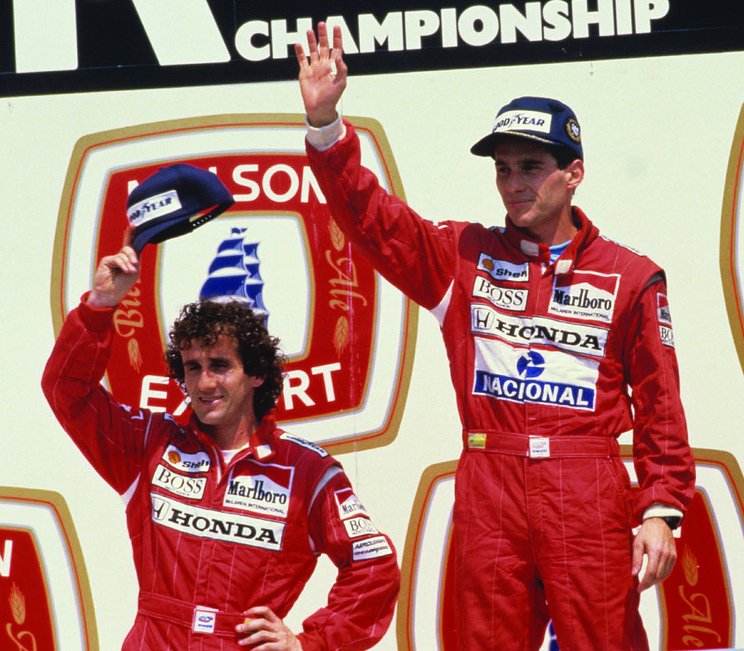 Ayrton Senna vs Alain Prost: Formula One's Speed vs Strategy (image credits: wikimedia)