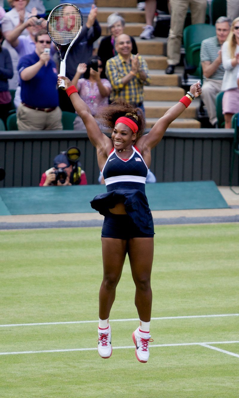 Serena Williams vs Maria Sharapova: Tennis Power vs Grace (image credits: wikimedia)