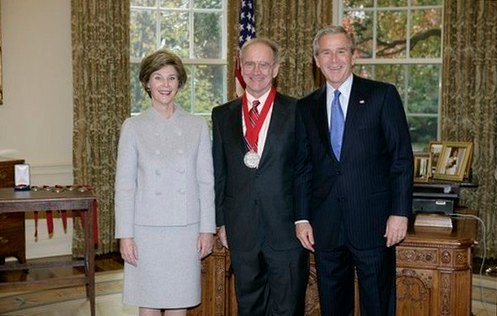The Cold War: A New History by John Lewis Gaddis (image credits: wikimedia)