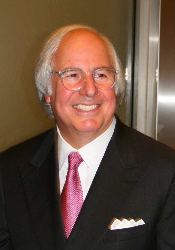 Frank Abagnale Jr.: The Teenage Master of Deception (image credits: wikimedia)