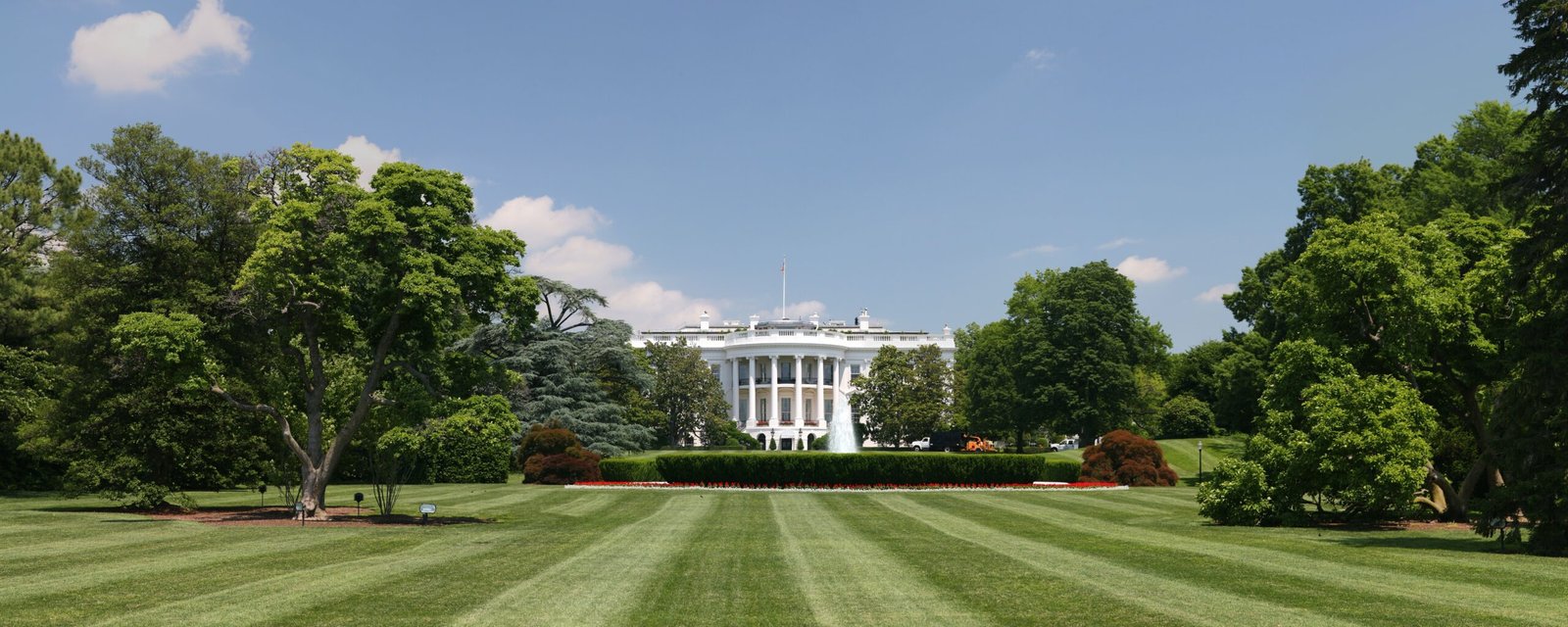 The White House: Rebuilding America’s Symbol (image credits: wikimedia)
