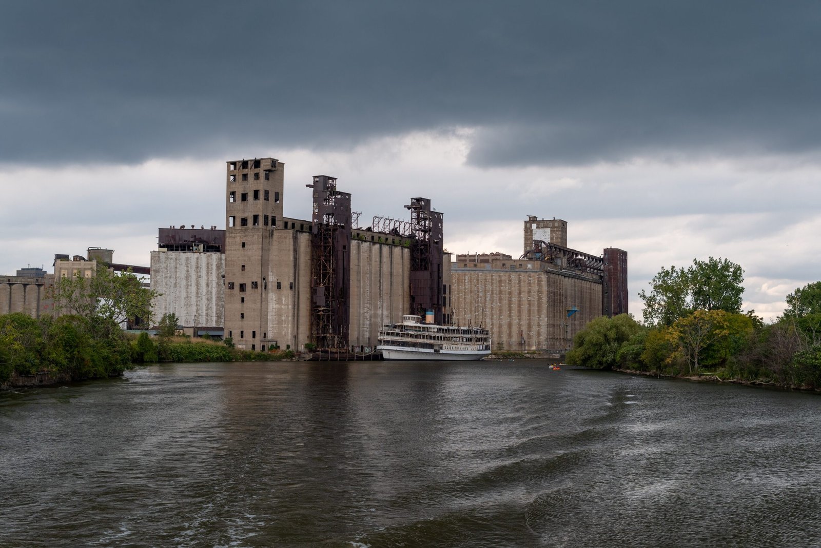 Buffalo’s Blueprint: From Grain Silos to Art Galleries (image credits: wikimedia)