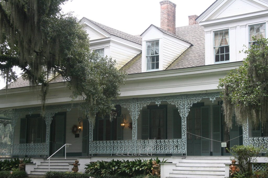 The Myrtles Plantation – Louisiana's House of Tragic Souls (image credits: flickr)