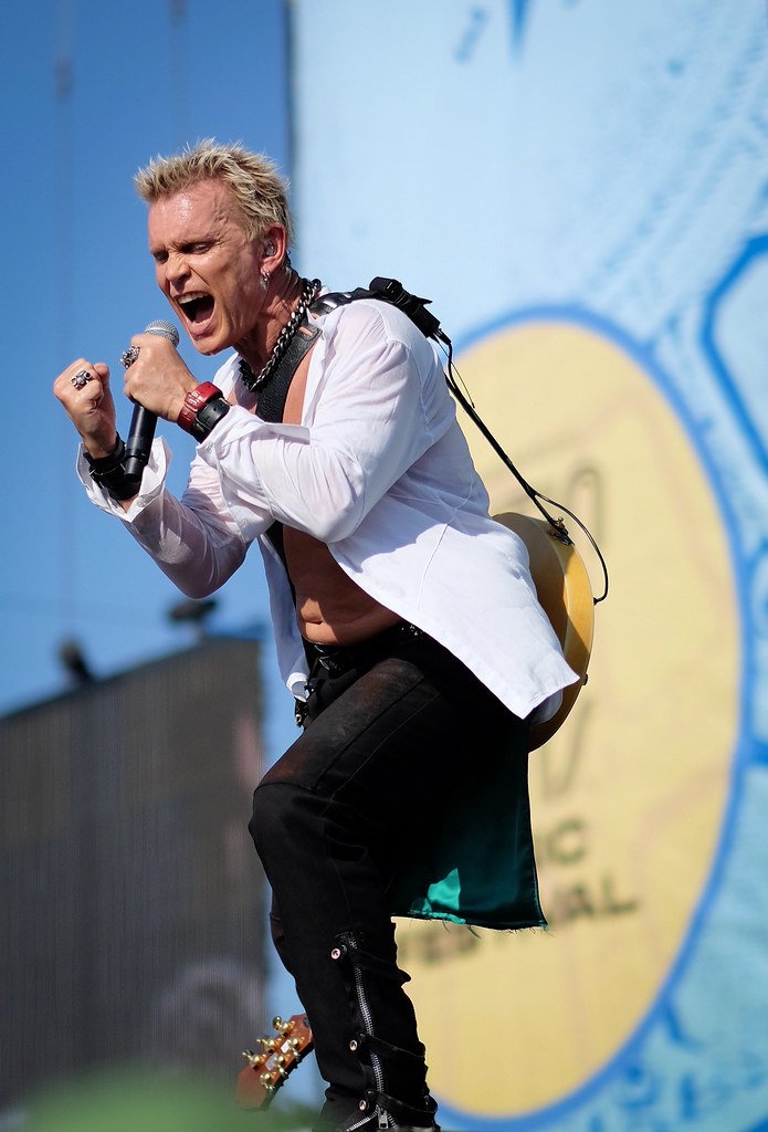 Billy Idol's London Brush with Death: The Rock Star's Darkest Hour (image credits: flickr)