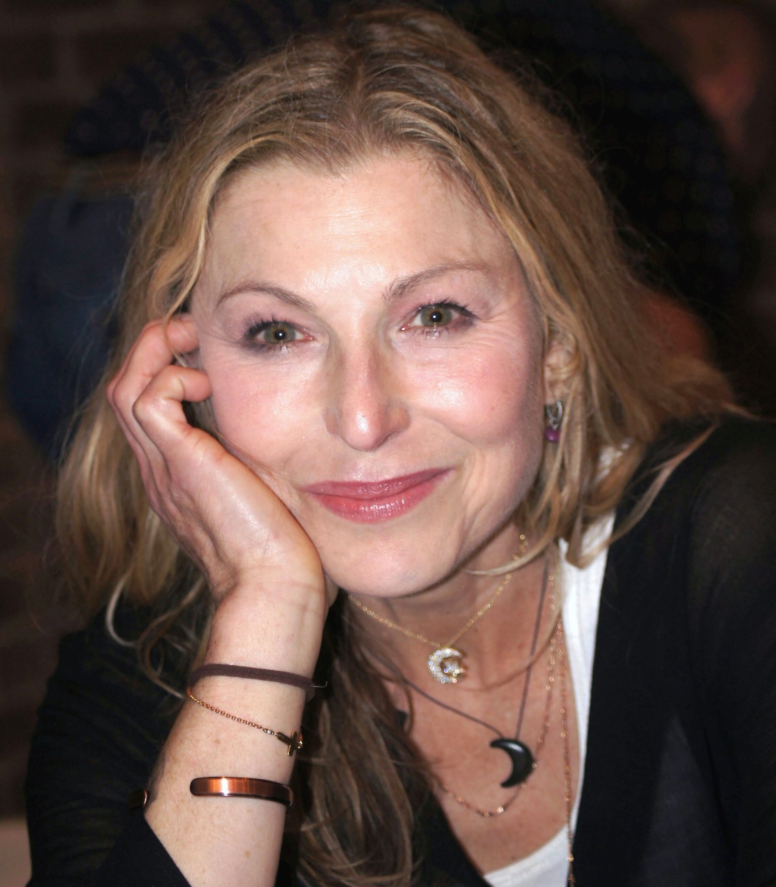 Tatum O'Neal's Six-Week Nightmare: Oscar Winner's Battle for Life (image credits: wikimedia)