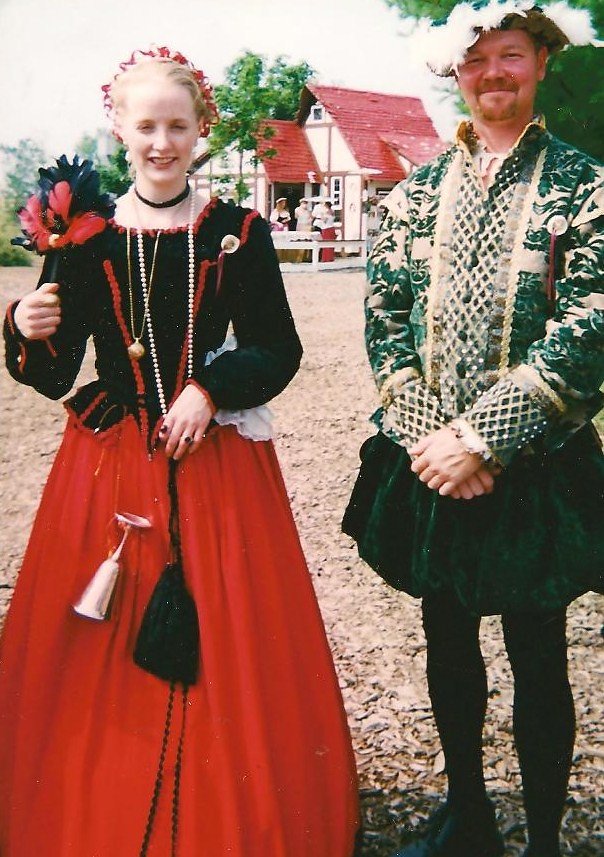 Renaissance Pleasure Faire: Elizabethan England in California (image credits: flickr)