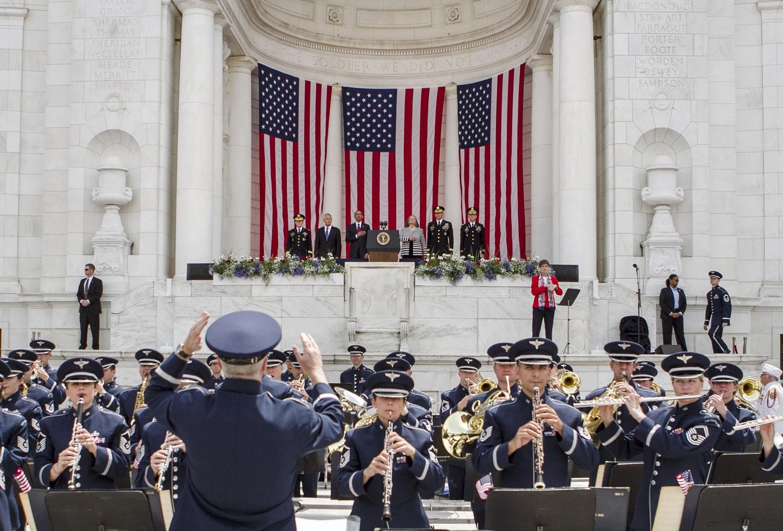 Memorial Day: Remembering or Forgetting? (image credits: wikimedia)