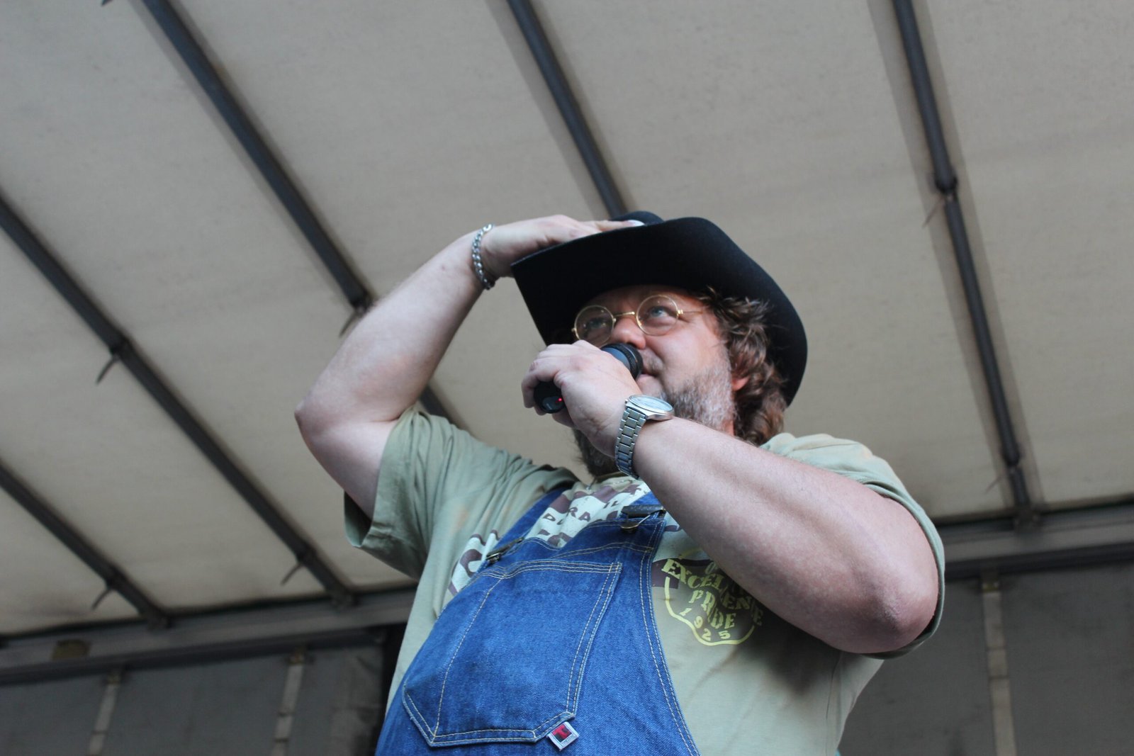 The White Folk Revival's Complicated Legacy (image credits: wikimedia)