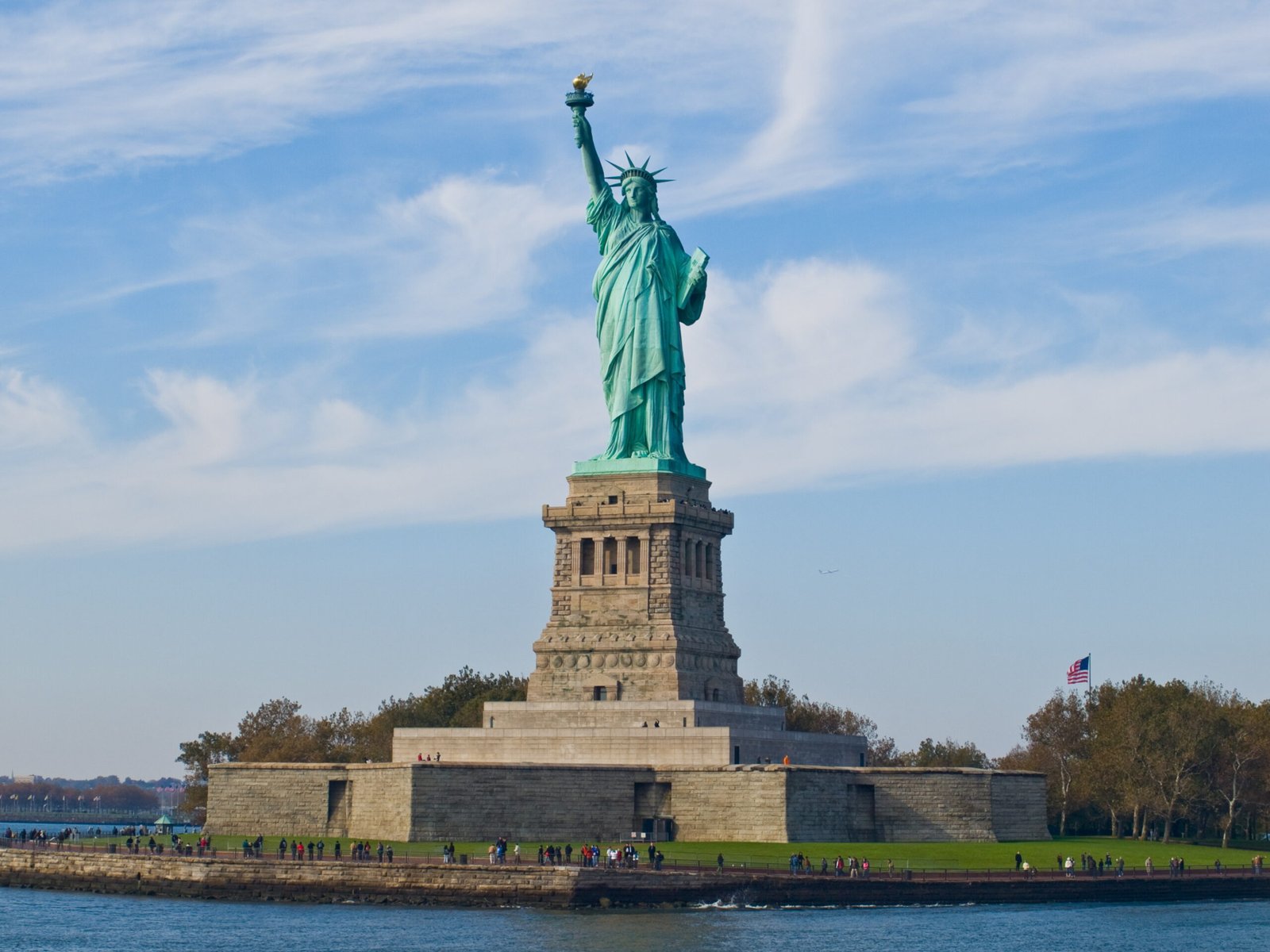 Statue of Liberty: A Gift With Layers (image credits: wikimedia)