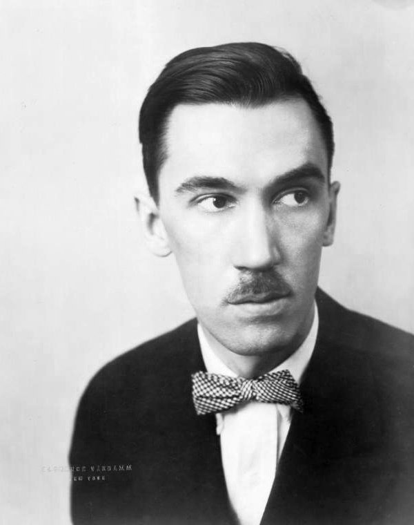 Robert Sherwood: The Pulitzer Winner in the White House (image credits: wikimedia)