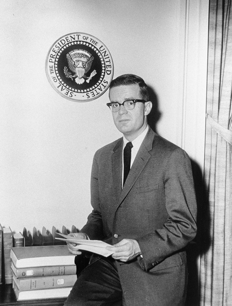 15 Writers Who Secretly Wrote for American Presidents