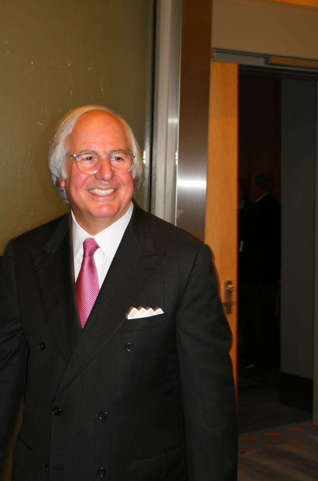 Frank Abagnale: The Master of Deception (image credits: wikimedia)