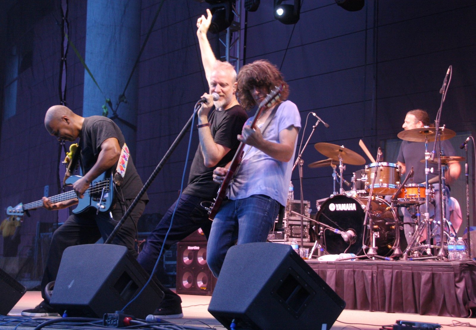Two Princes – Spin Doctors (1993) (image credits: wikimedia)