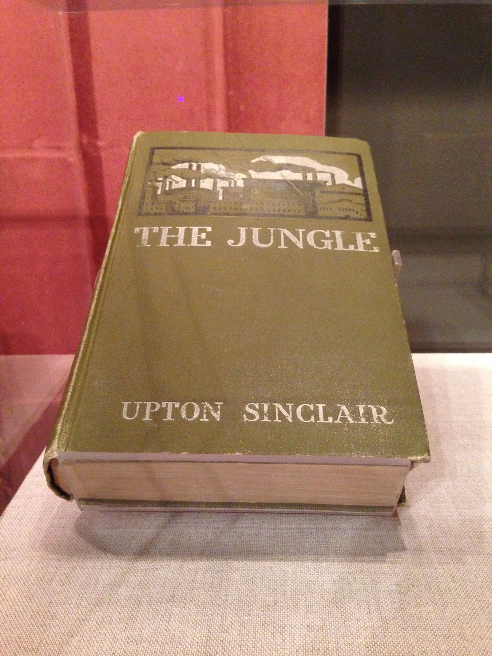 Upton Sinclair's Appetite for Reform (image credits: wikimedia)