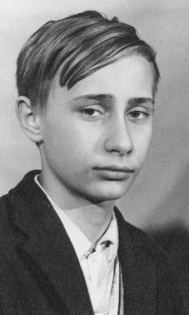 Vladimir Putin's Rise to Power—A Biography of Russia's Strongman