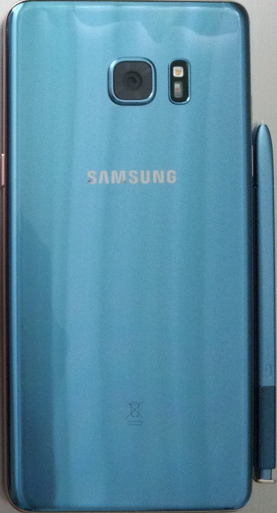 Samsung Galaxy Note 7 Explosive Phones (image credits: wikimedia)