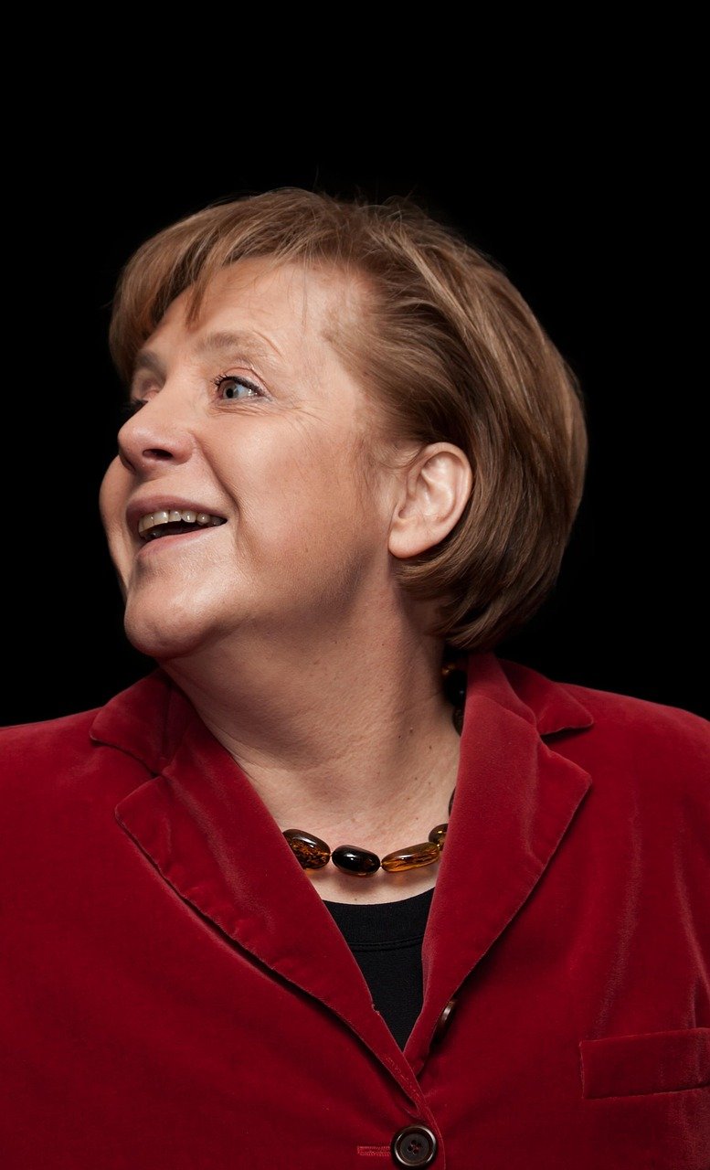 The New Age of Celebrity Politicians (image credits: pixabay)