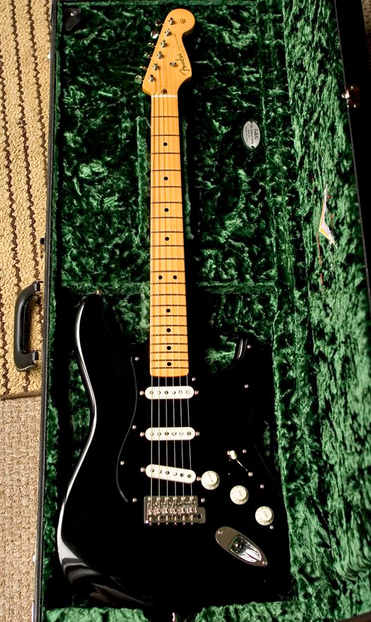 David Gilmour's Black Stratocaster (image credits: wikimedia)