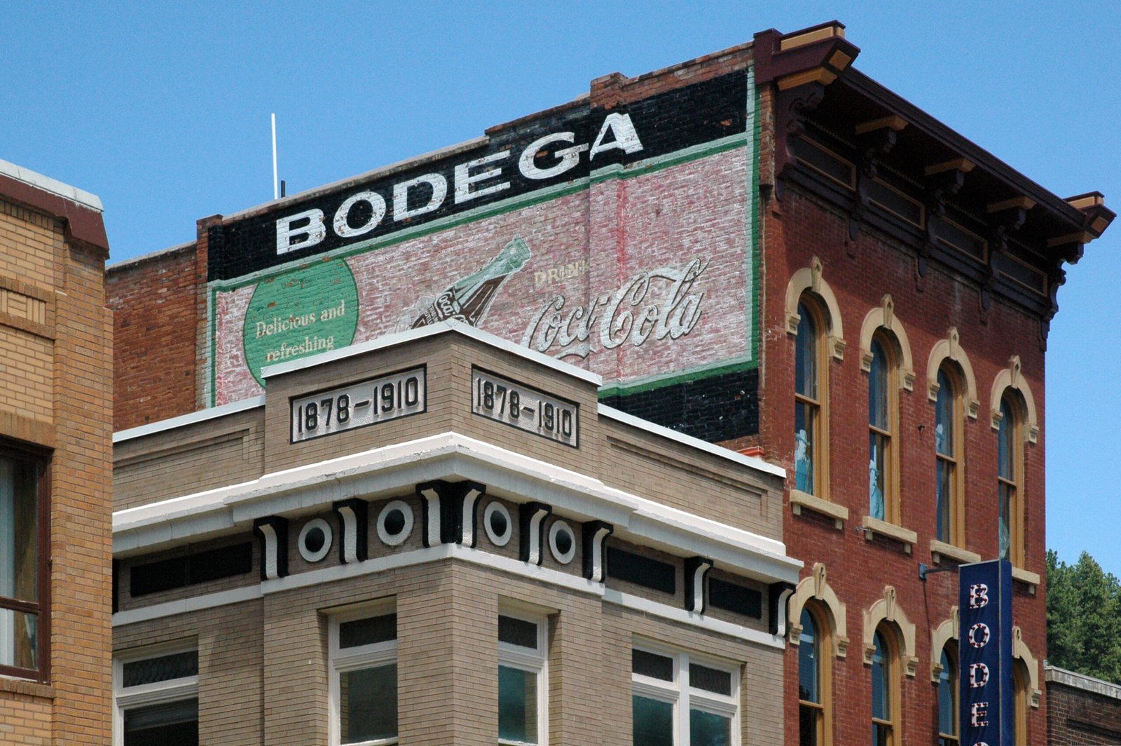 Deadwood, South Dakota - Where Legends Were Born (image credits: wikimedia)