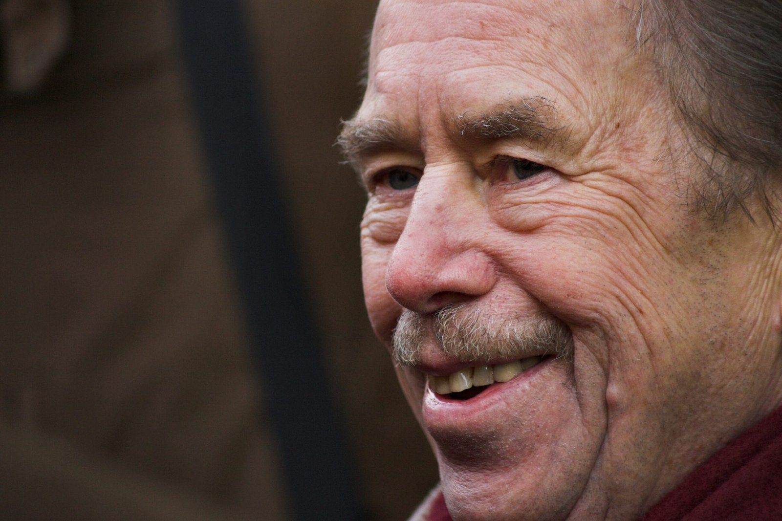 Václav Havel: The Playwright Who Toppled an Empire (image credits: By Martin Kozák, Attribution, https://commons.wikimedia.org/w/index.php?curid=5235486)