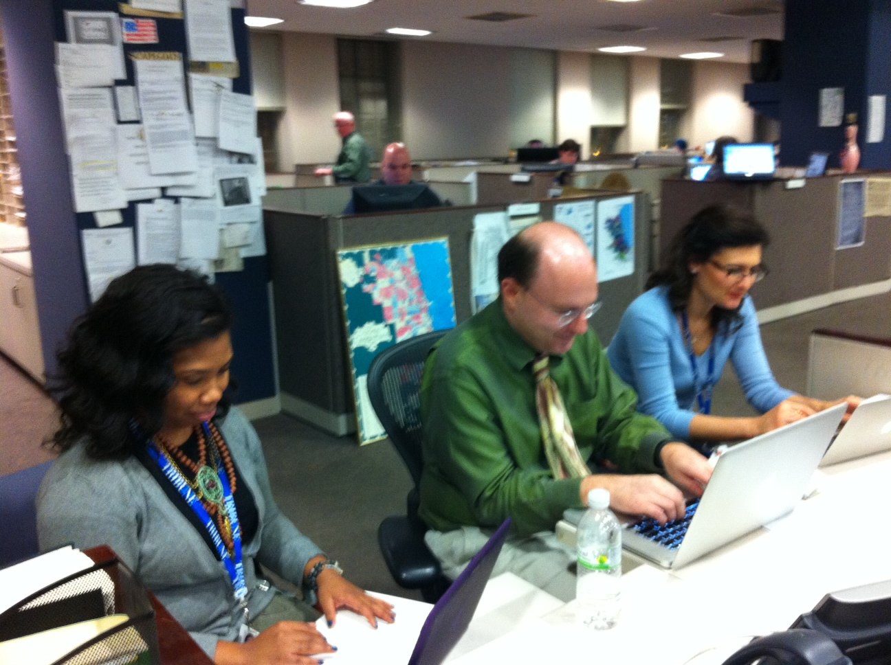 Diversity and Inclusion Movements Take Root (image credits: Election 2012, Chicago Tribune newsroom, CC BY 2.0, https://commons.wikimedia.org/w/index.php?curid=69373055)