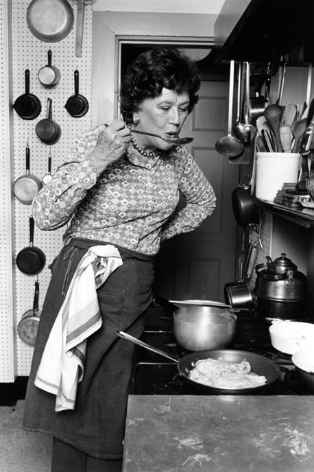 My Life in France – Julia Child with Alex Prud'homme (image credits: By Lynn Gilbert, CC BY-SA 4.0, https://commons.wikimedia.org/w/index.php?curid=51678880)
