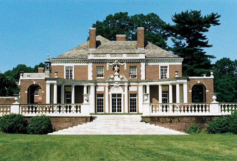 Great Neck, New York: Fitzgerald's West Egg (image credits: wikimedia)