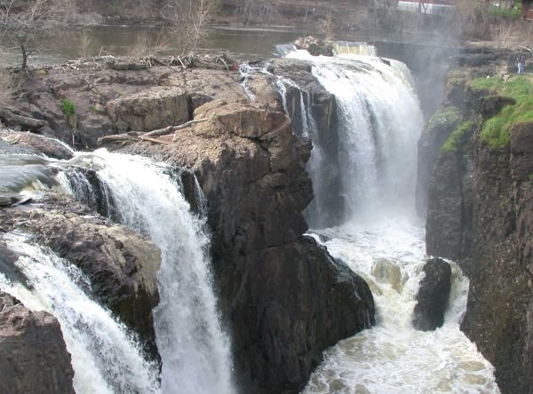 Paterson, New Jersey: William Carlos Williams' Industrial Epic (image credits: wikimedia)