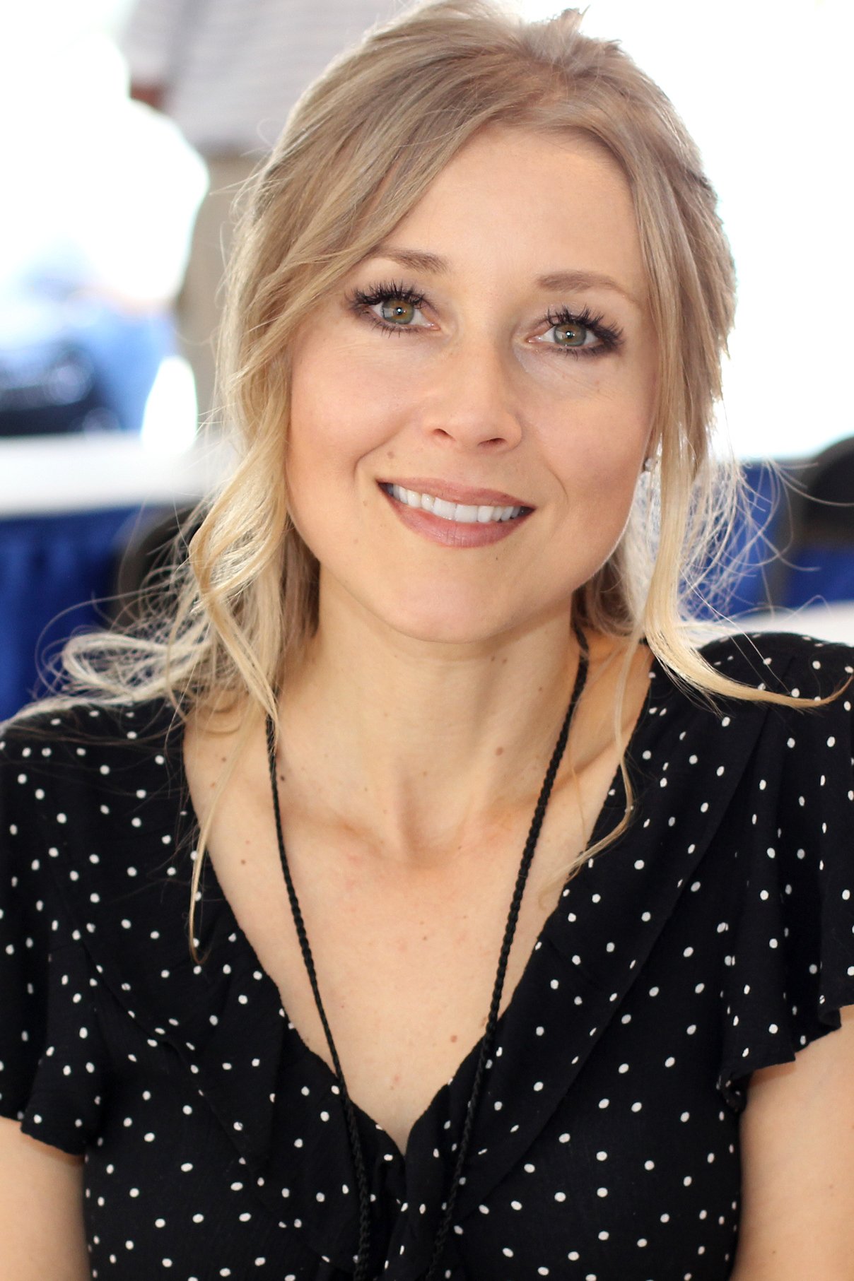 Heartland: A Memoir of Working Hard and Being Broke in the Richest Country on Earth by Sarah Smarsh (image credits: By Larry D. Moore, CC BY 4.0, https://commons.wikimedia.org/w/index.php?curid=74249926)