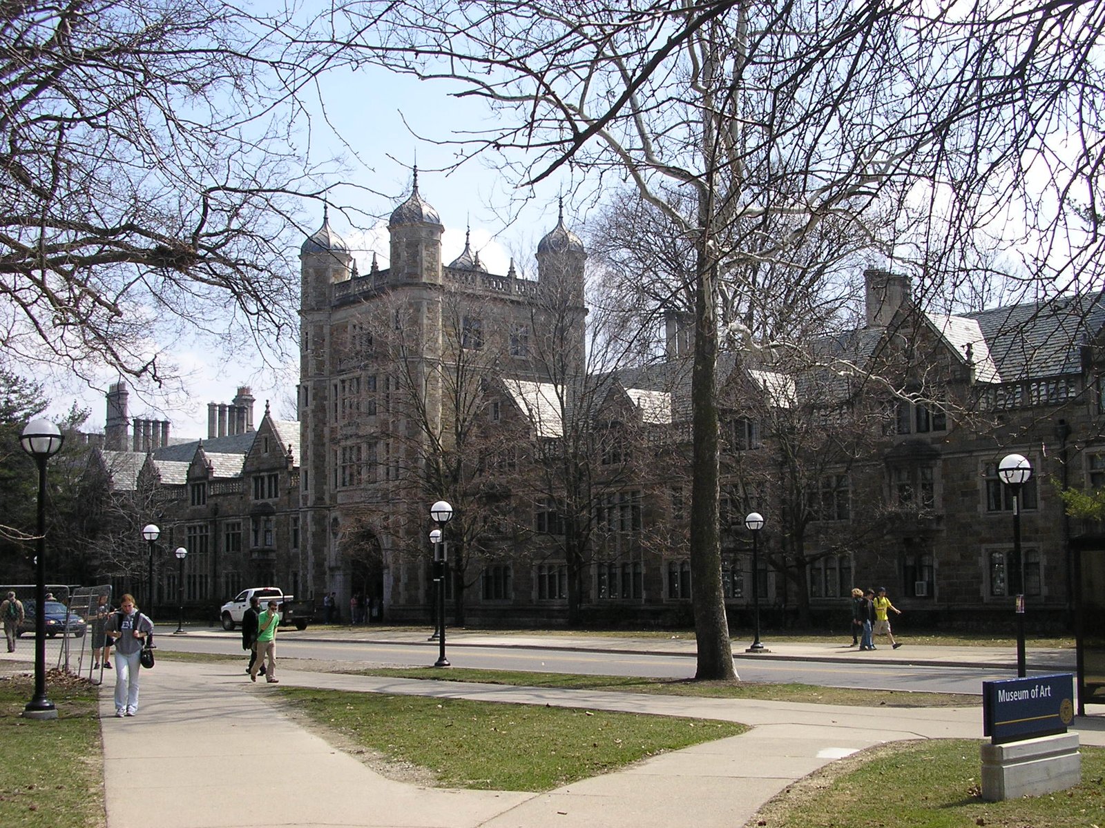 Grutter v. Bollinger: Affirmative Action Upheld (for a Time) (image credits: By User: (WT-shared) Jha4ceb at  wts wikivoyage, CC BY-SA 4.0, https://commons.wikimedia.org/w/index.php?curid=23303342)