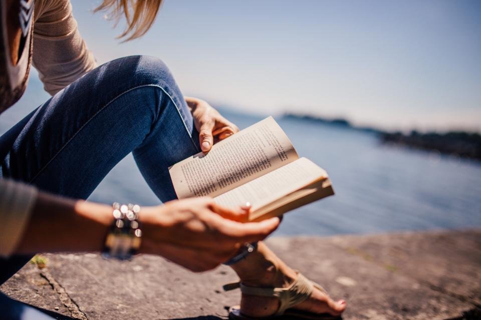 The Power of Storytelling in Healing (image credits: stocksnap)