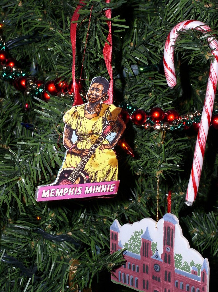 Memphis Minnie – Guitar-Slinging Queen (image credits: flickr)