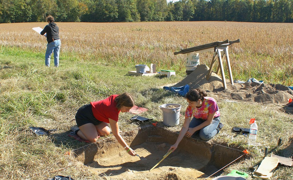 Archaeological Clues to the Past (image credits: flickr)