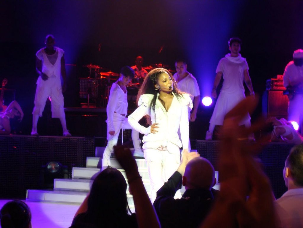 Janet Jackson's Super Bowl Wardrobe Malfunction (2004) (image credits: flickr)