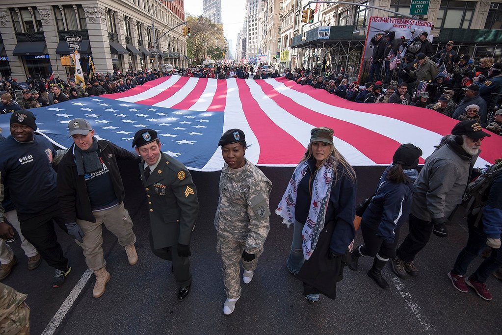 Flag Day: An Overlooked Tradition (image credits: flickr)