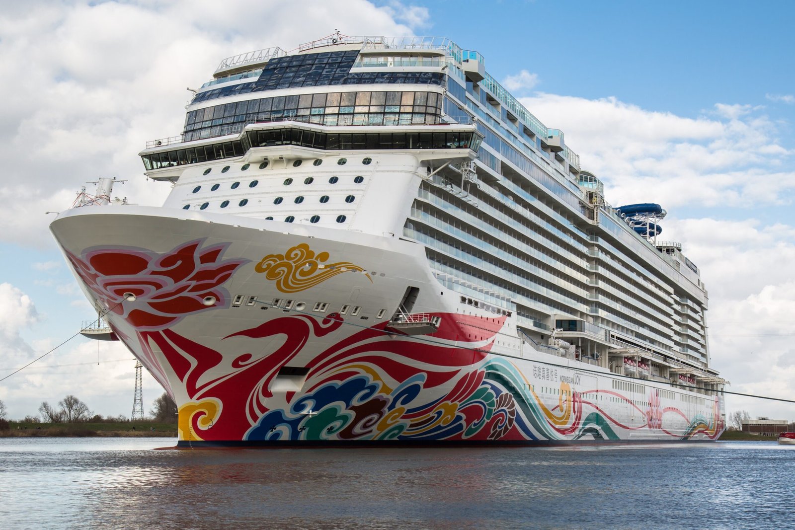 Friendship Cruise (image credits: By Arno Redenius, CC BY-SA 4.0, https://commons.wikimedia.org/w/index.php?curid=56831360)
