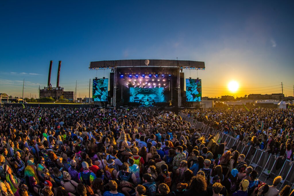 The Best American Music Festivals for EDM Fans in 2025