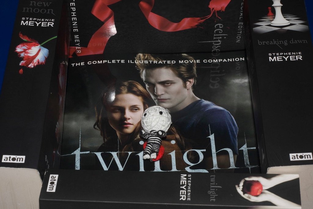 Vampire Craze and Academic Research (image credits: flickr)