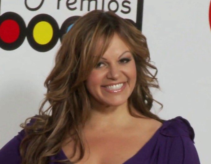 The Billboard Music Awards – Data Over Opinions (image credits: Vimeo: 2009 Billboard Awards Red Carpet (view archived source), CC BY 3.0, https://commons.wikimedia.org/w/index.php?curid=94067295)