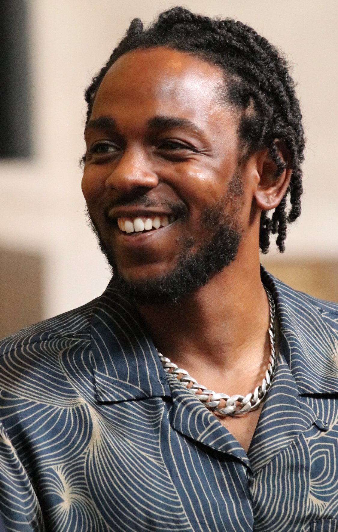 Alright by Kendrick Lamar – The Modern Anthem of Black Resilience (image credits: By Fuzheado, CC BY-SA 4.0, https://commons.wikimedia.org/w/index.php?curid=69577411)