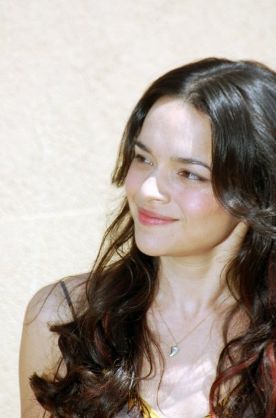 Norah Jones – Come Away With Me (2002) (image credits: By Georges Biard, CC BY-SA 3.0, https://commons.wikimedia.org/w/index.php?curid=9071751)