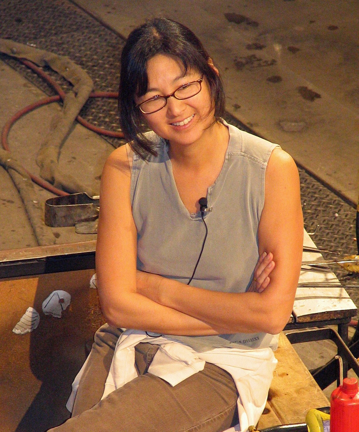 Memorials and Monuments: Poetry in Stone (image credits: Maya Lin/ Cropped prior to upload., CC BY-SA 3.0, https://commons.wikimedia.org/w/index.php?curid=3097741)